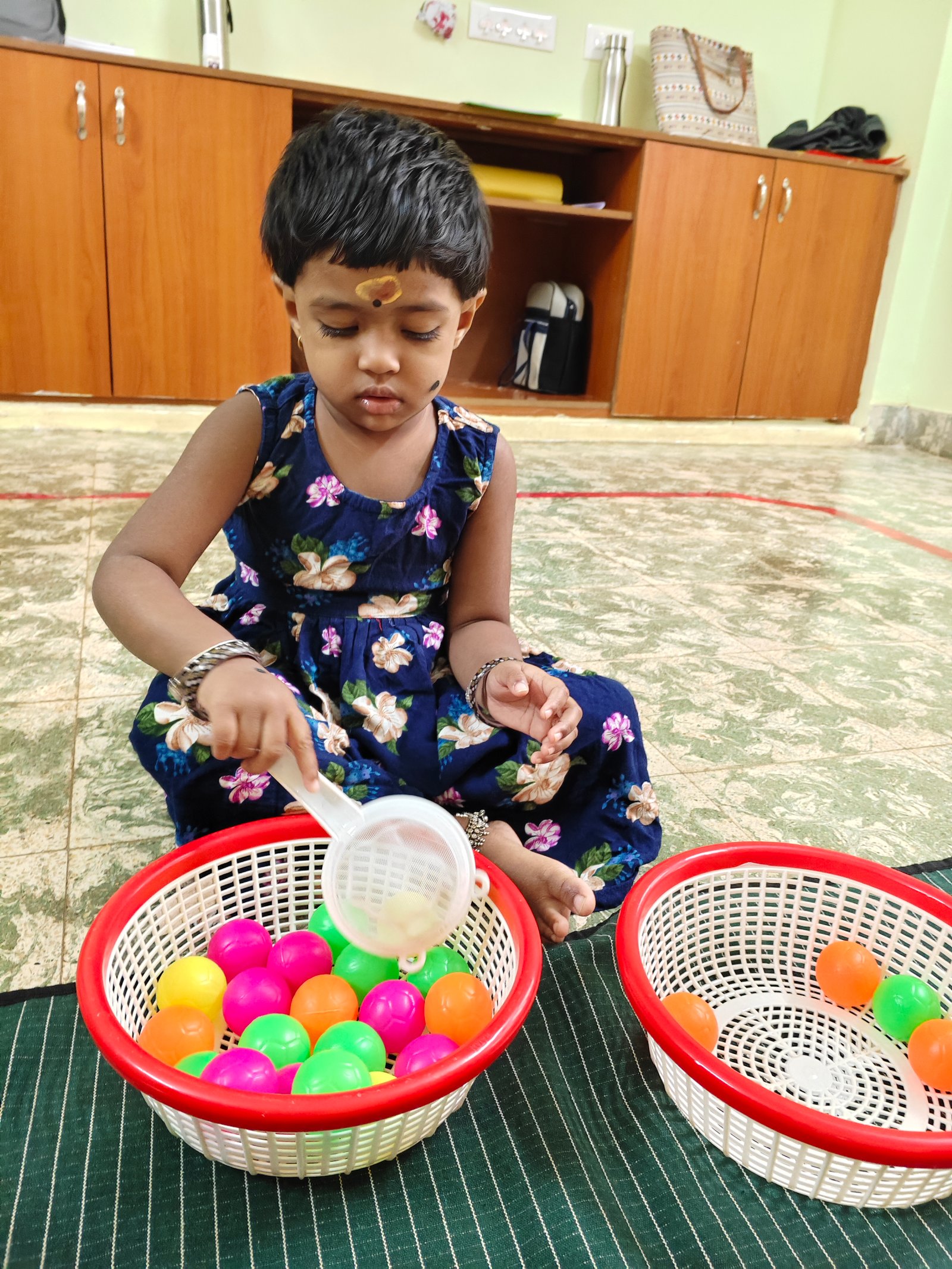 Pink Tower Activity